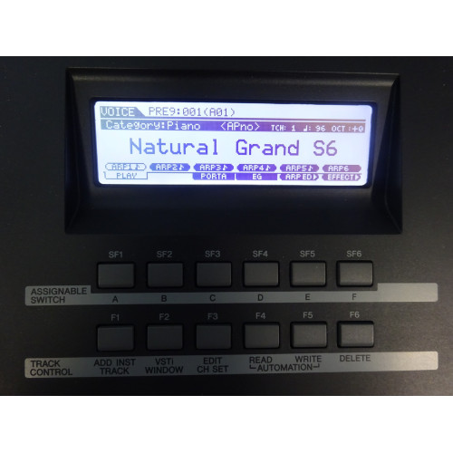 Yamaha MOXF8 88-Key Synthesizer Workstation